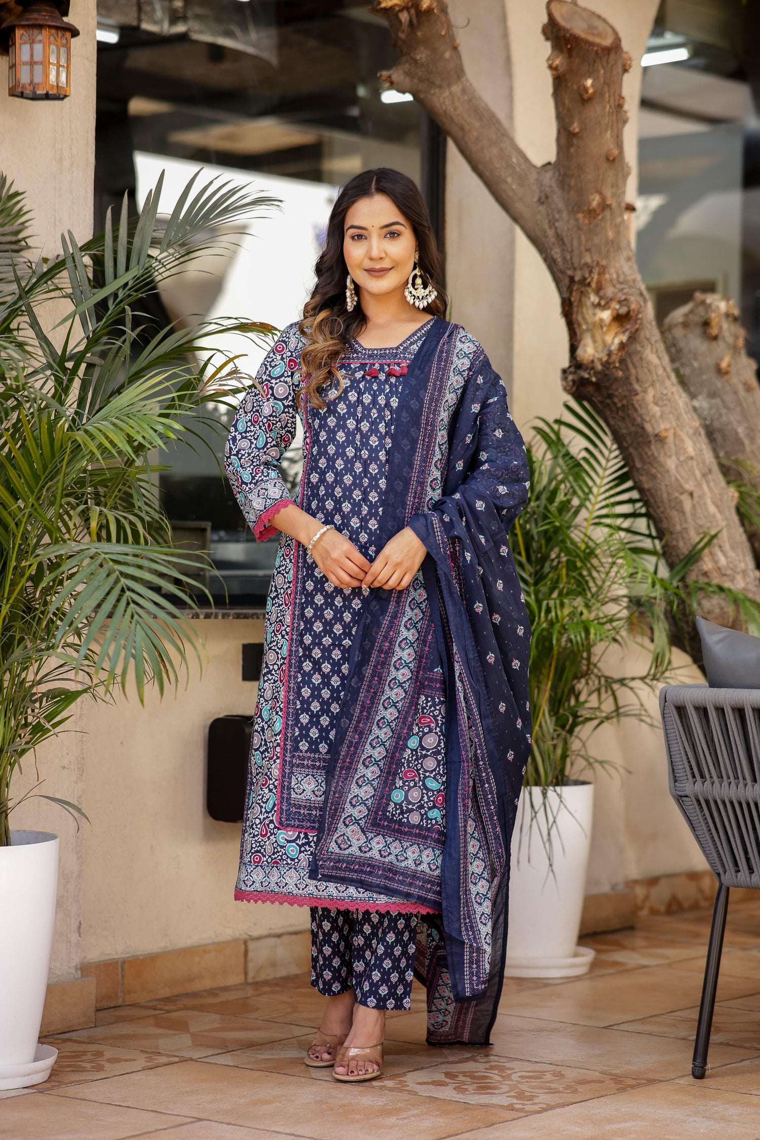 SALWAR SUIT