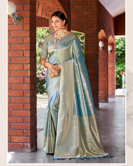 Blue Silk Saree with Golden Motifs – Heritage Ethnic Couture (Copy)