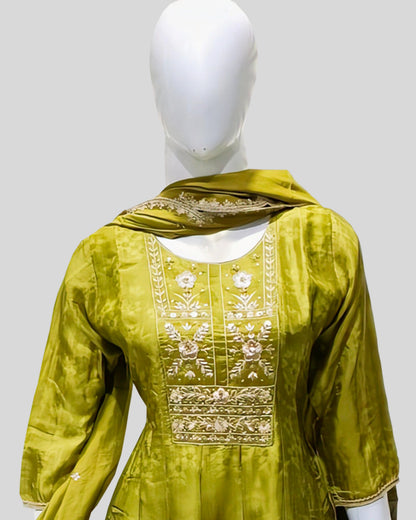 Zehra Emerald Anarkali – Regal Embroidery in Silk with Matching Dupatta & Clutch